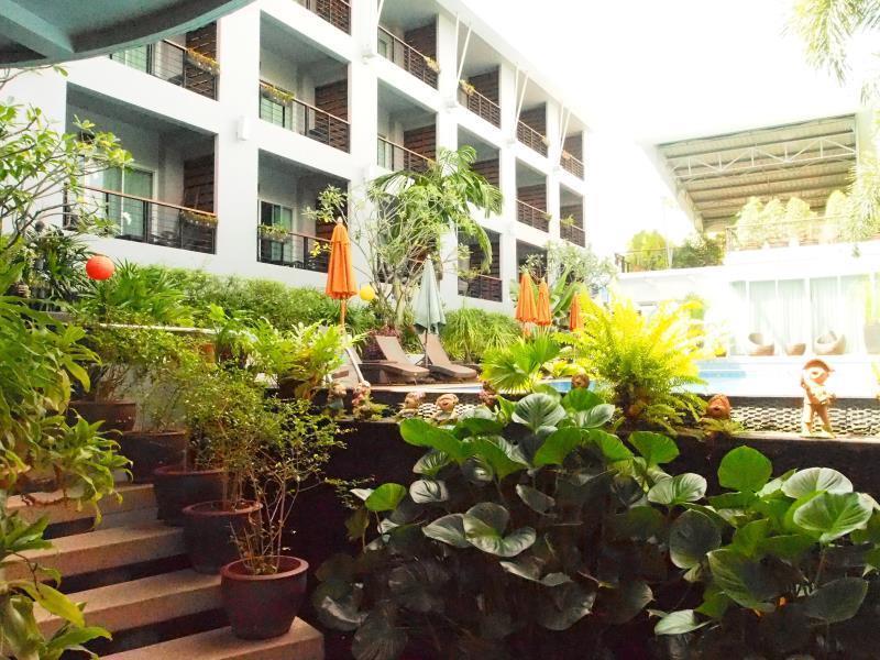 Baan Suwantawe Hotel Phuket Exterior photo